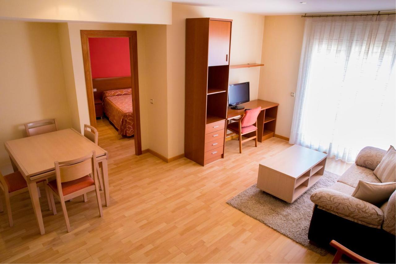 Hotel Jardi Apartaments Mollerussa Esterno foto