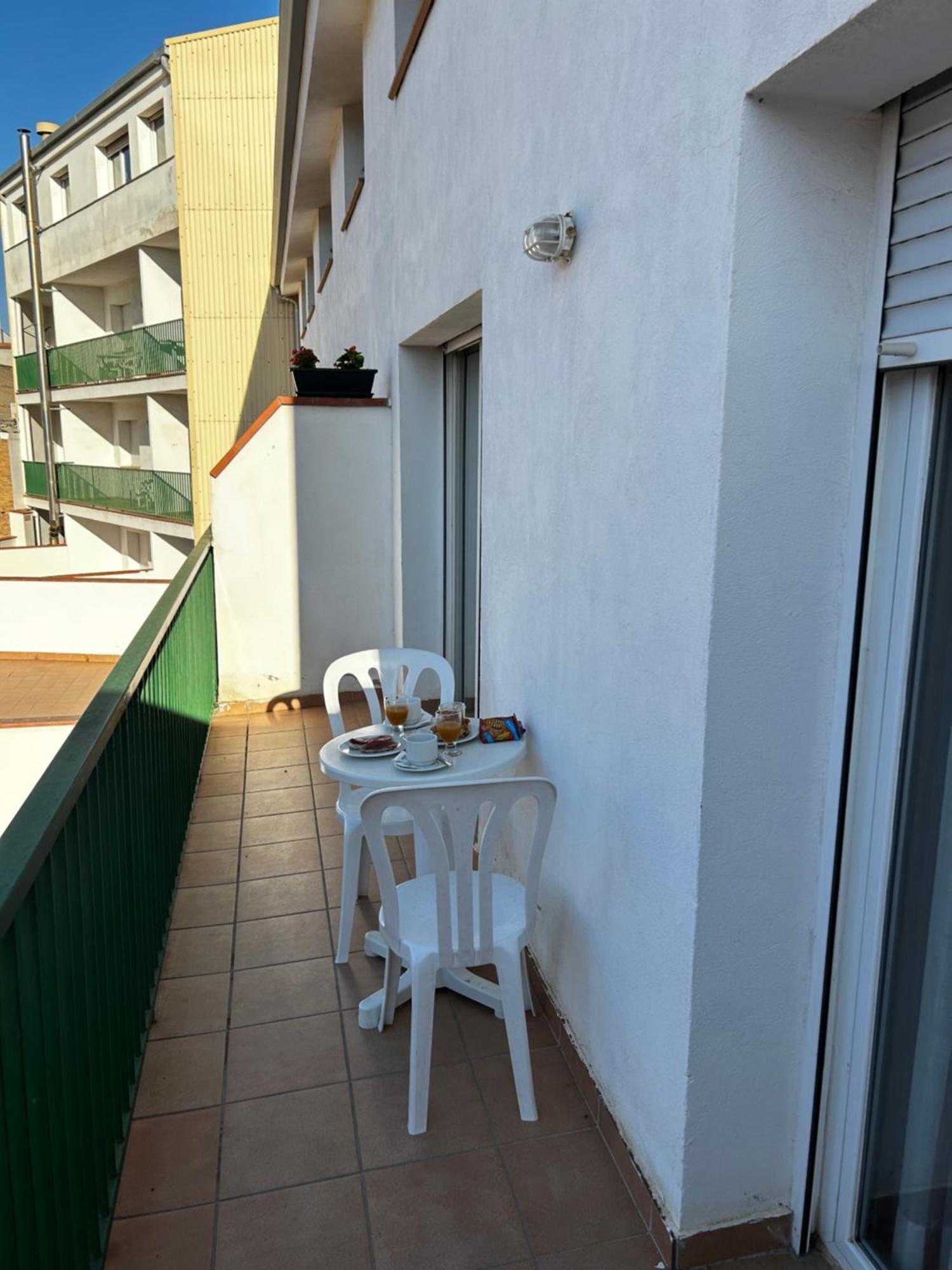 Hotel Jardi Apartaments Mollerussa Esterno foto