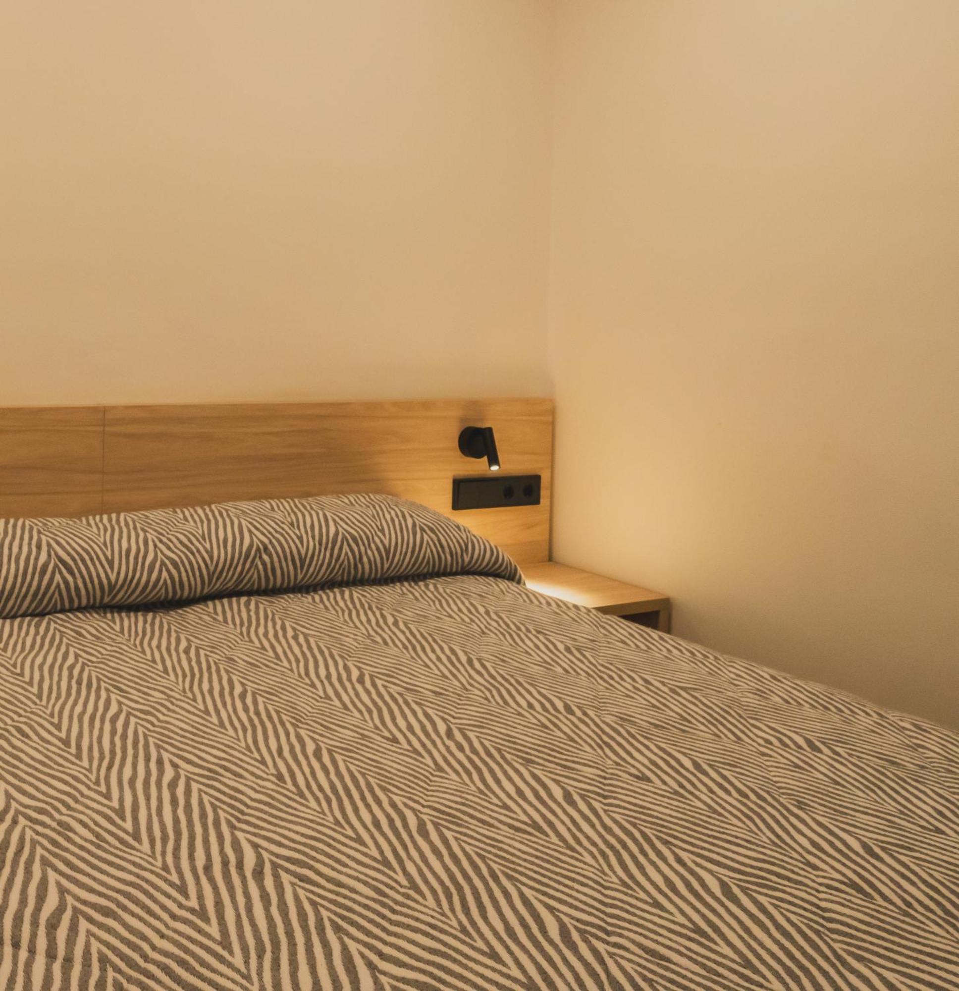 Hotel Jardi Apartaments Mollerussa Camera foto