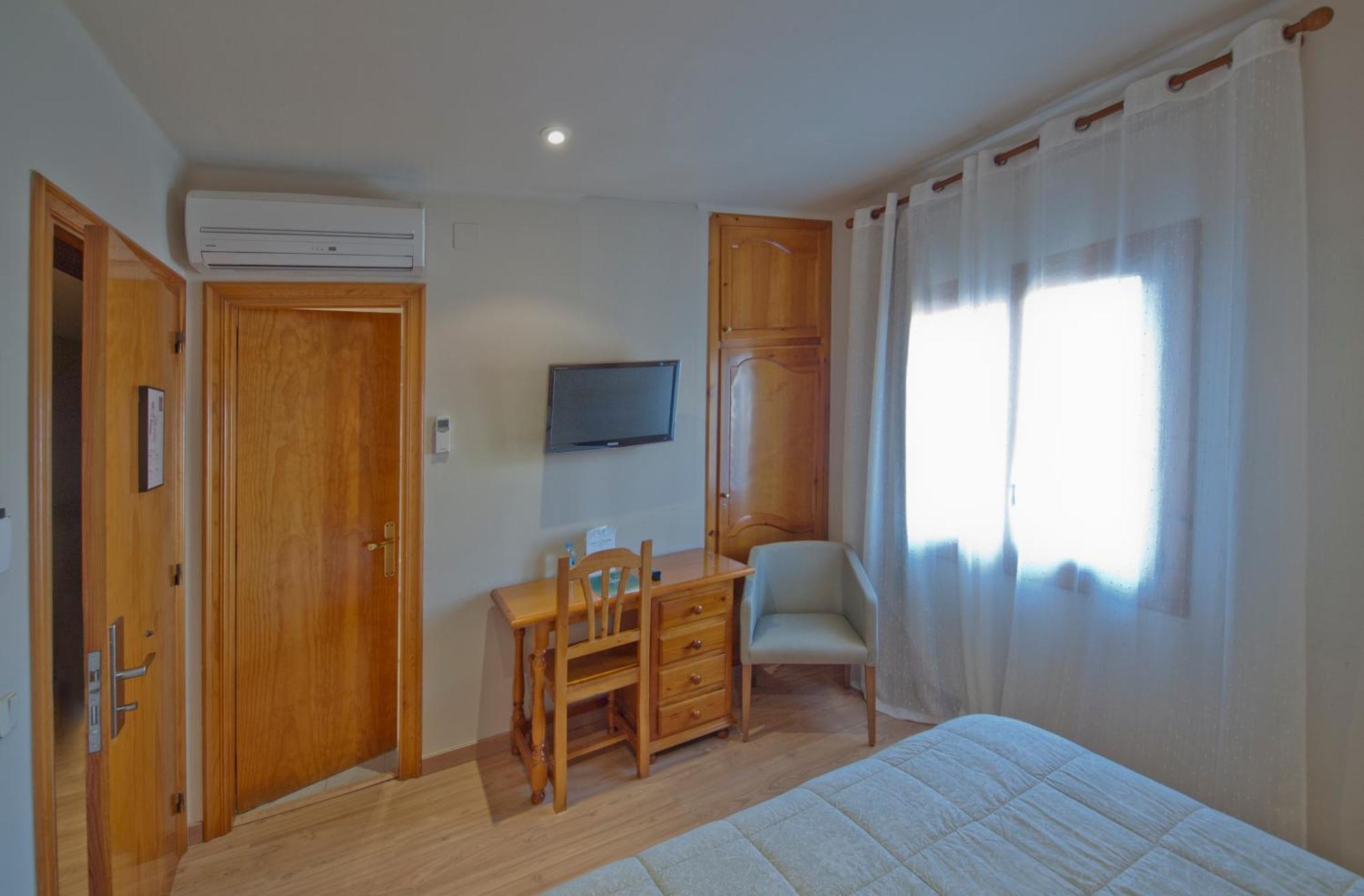 Hotel Jardi Apartaments Mollerussa Camera foto
